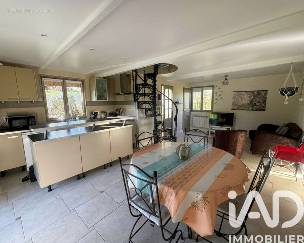 Photo 3 - Maison à EPAIGNES