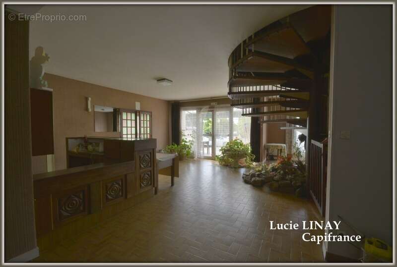 Appartement à SAINT-DENIS-DU-MAINE