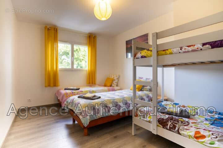 Maison 87 m² à Teilhede  - photo 7