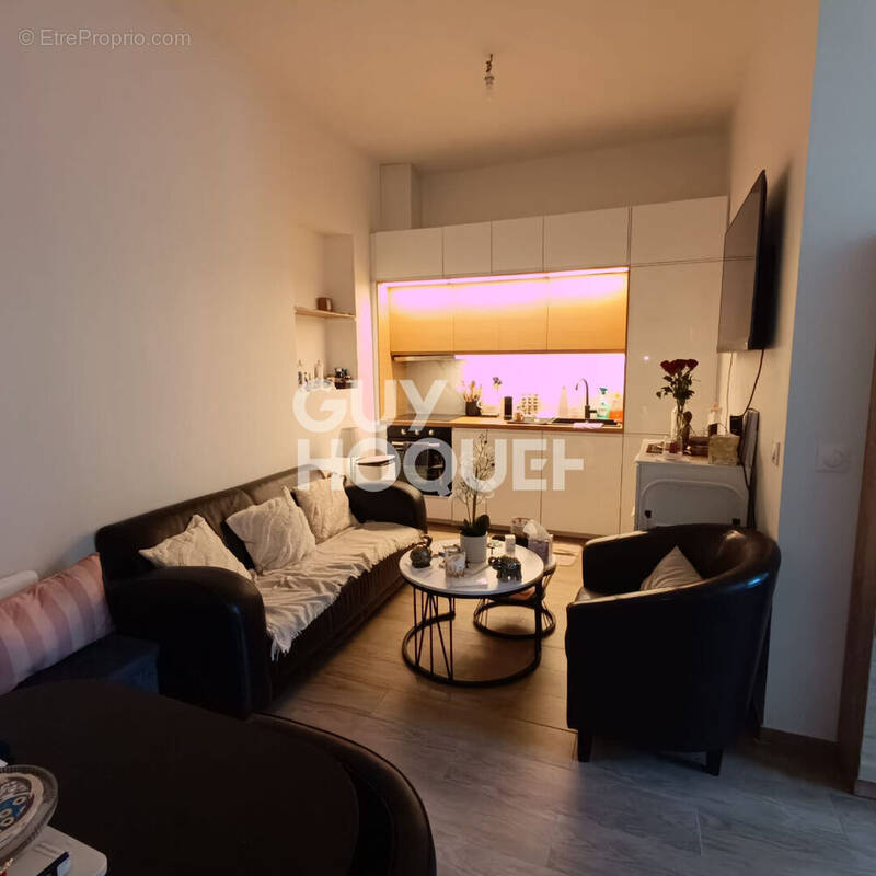 Appartement à PARIS-19E