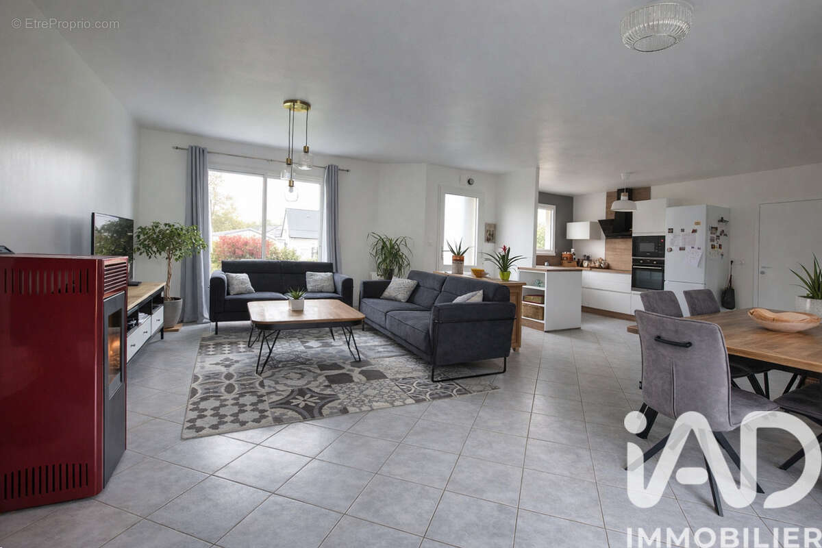 Photo 2 - Maison à DREFFEAC