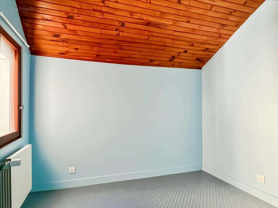 Appartement à VAUREAL