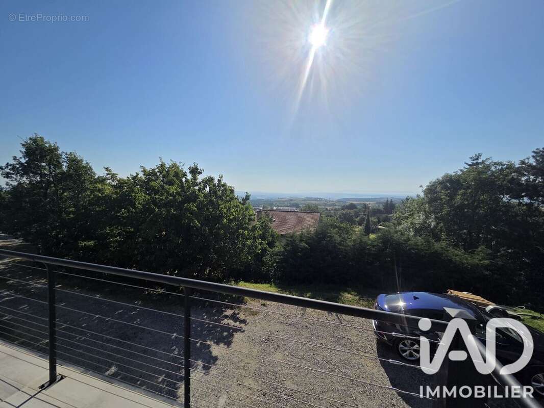 Maison 99 m² à Peaugres  - photo 5