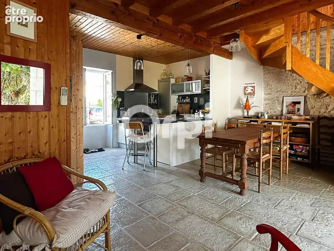 Maison charentaise au coeur de Thairé - photo 6