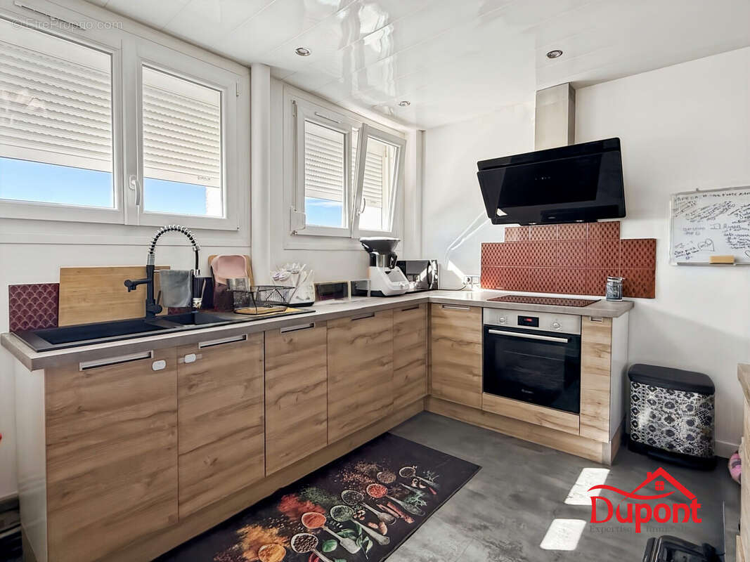 Appartement à CHARLEVILLE-MEZIERES