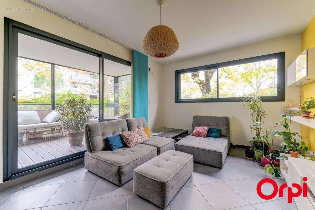 Appartement à CALUIRE-ET-CUIRE