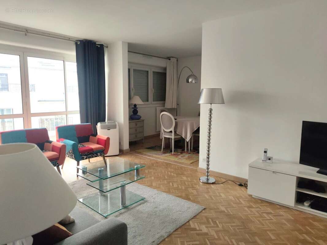 Appartement à COLOMBES