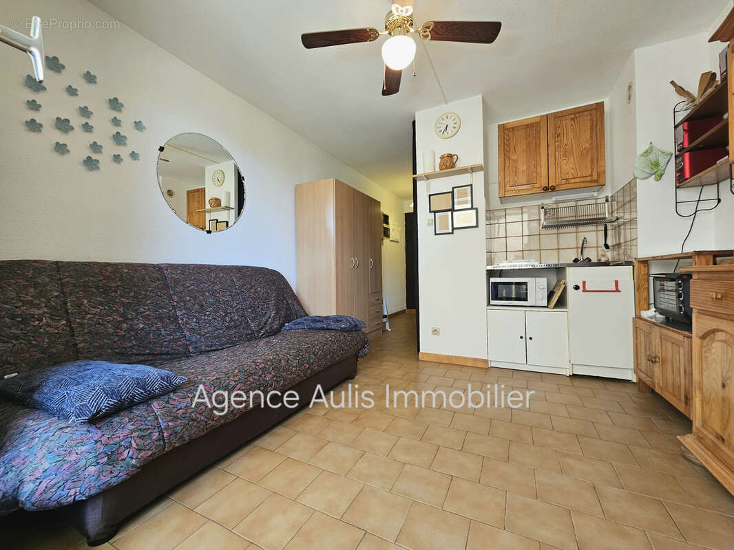 Appartement T2 RDC au milieu de Saint Pierre la mer - photo 2