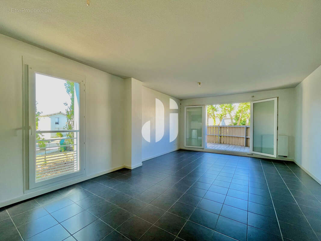 Appartement à SAINT-MEDARD-EN-JALLES