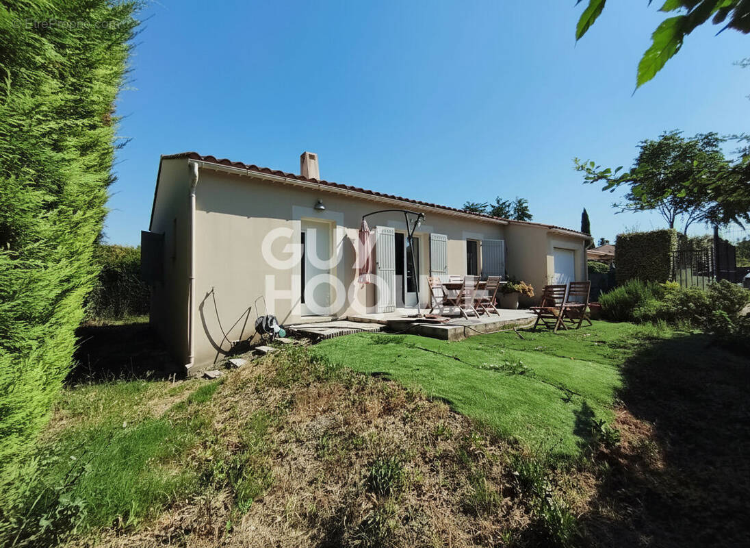 Maison à MONTEUX