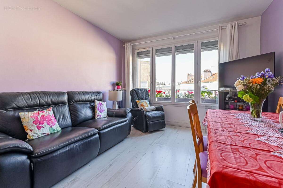 Appartement à PARIS-11E