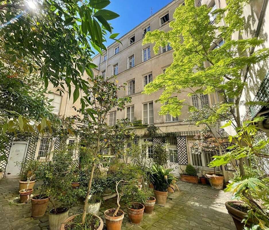 Commerce à PARIS-3E