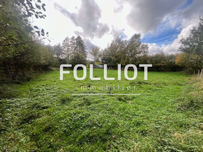 Terrain à SOURDEVAL