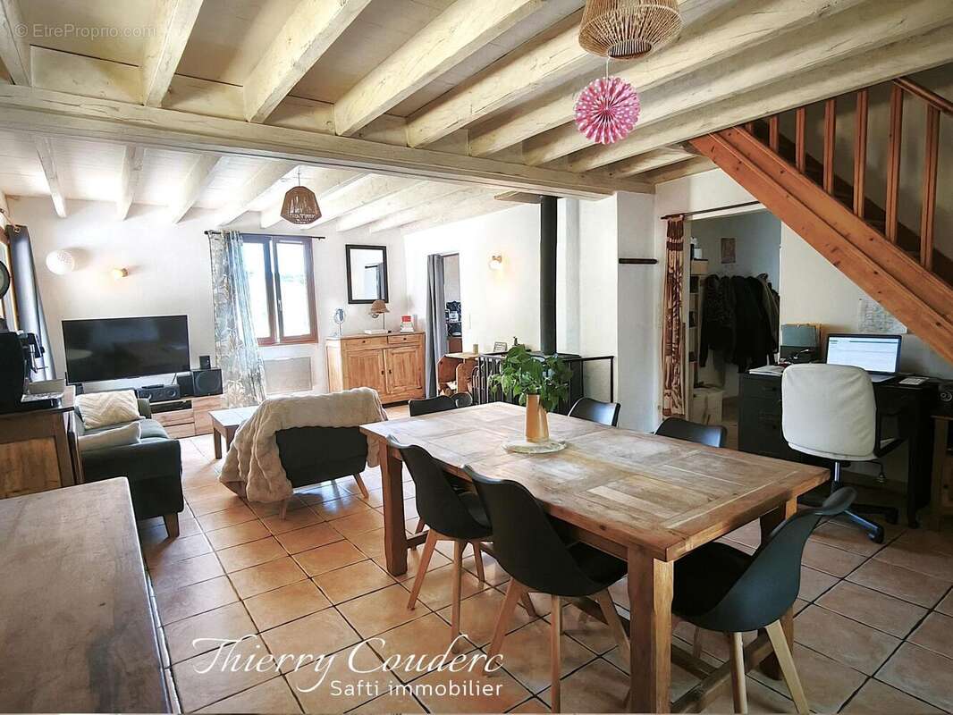Photo 8 - Maison à SALIGNAC-EYVIGUES