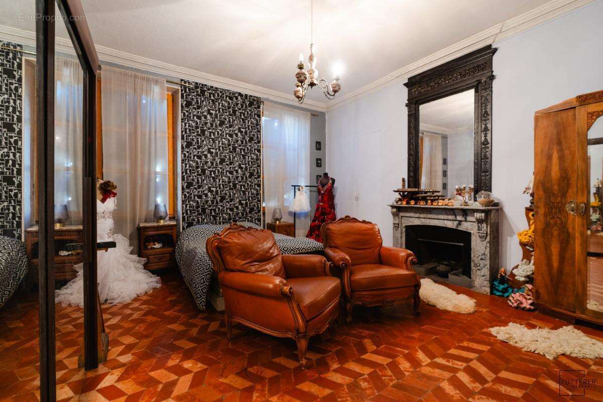 Maison à COURSAN
