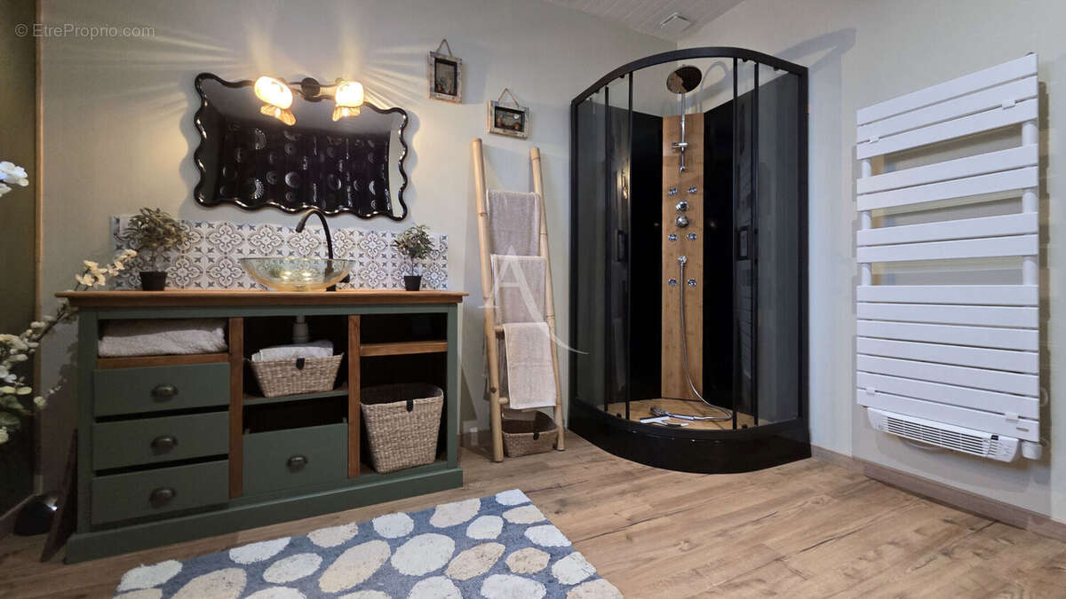 Maison à NOTRE-DAME-DE-RIEZ