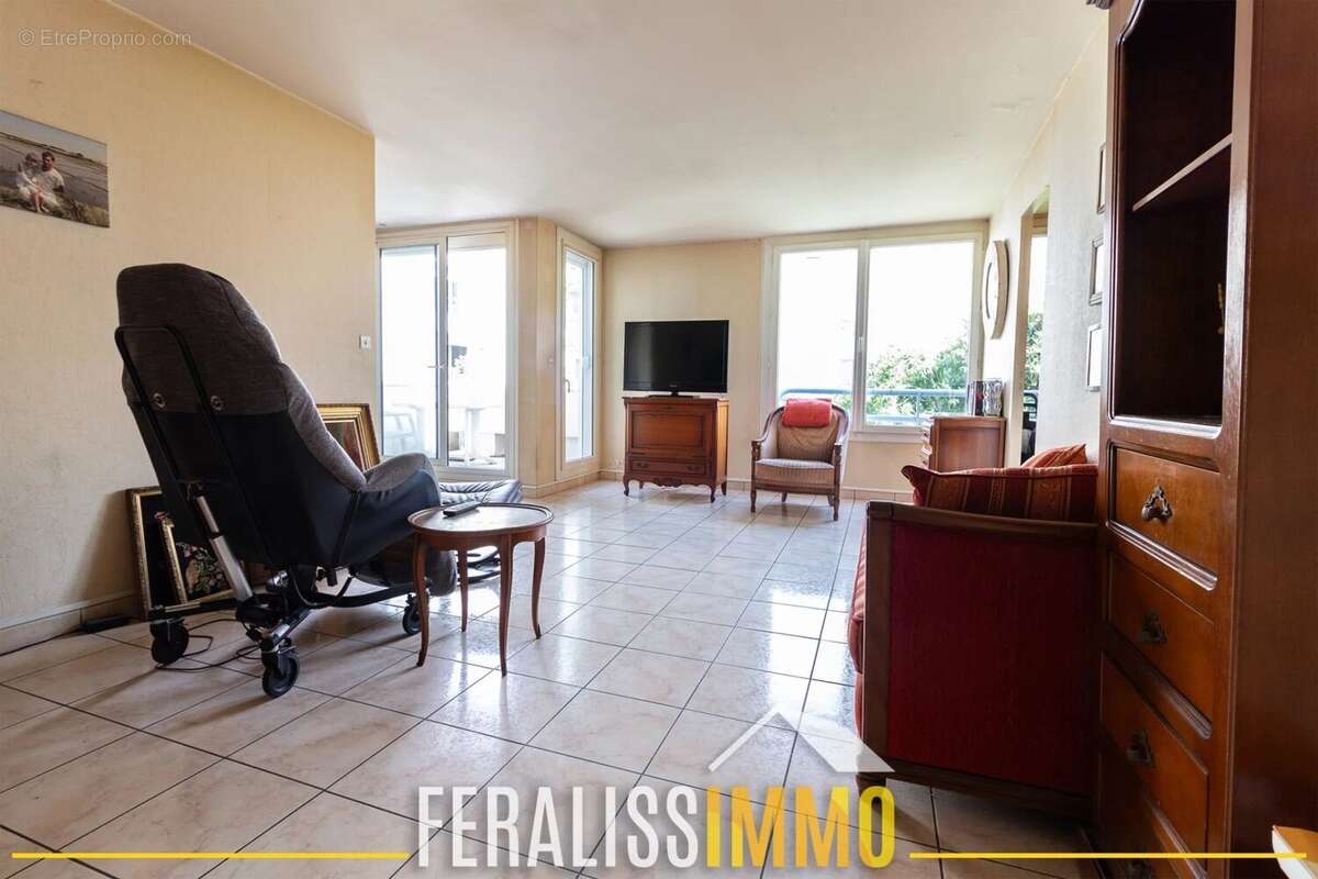 Appartement à ERAGNY