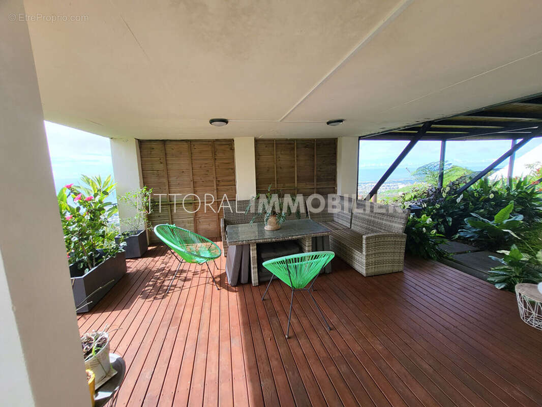 Maison à SAINT-DENIS