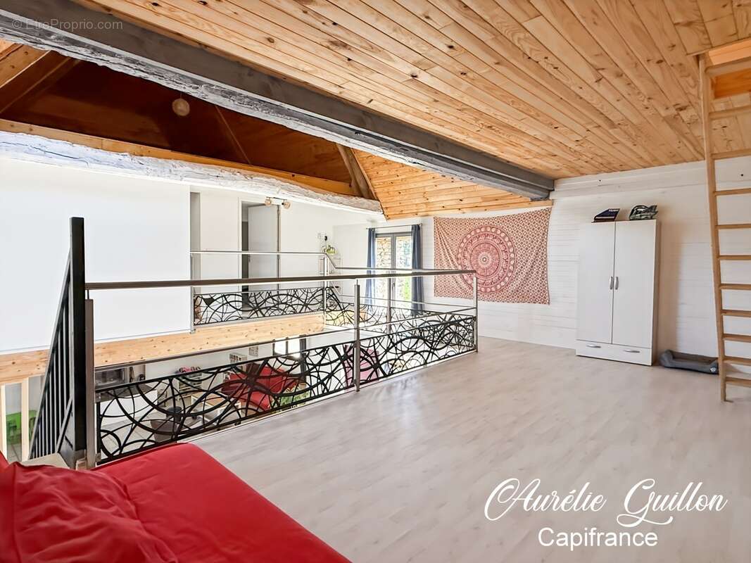Longère rénovée 165 m² – lumineuse, beaux volumes et charme de la pierre - photo 7