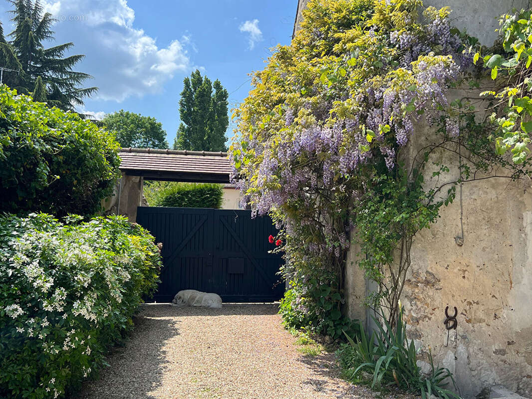 Maison à FEUCHEROLLES