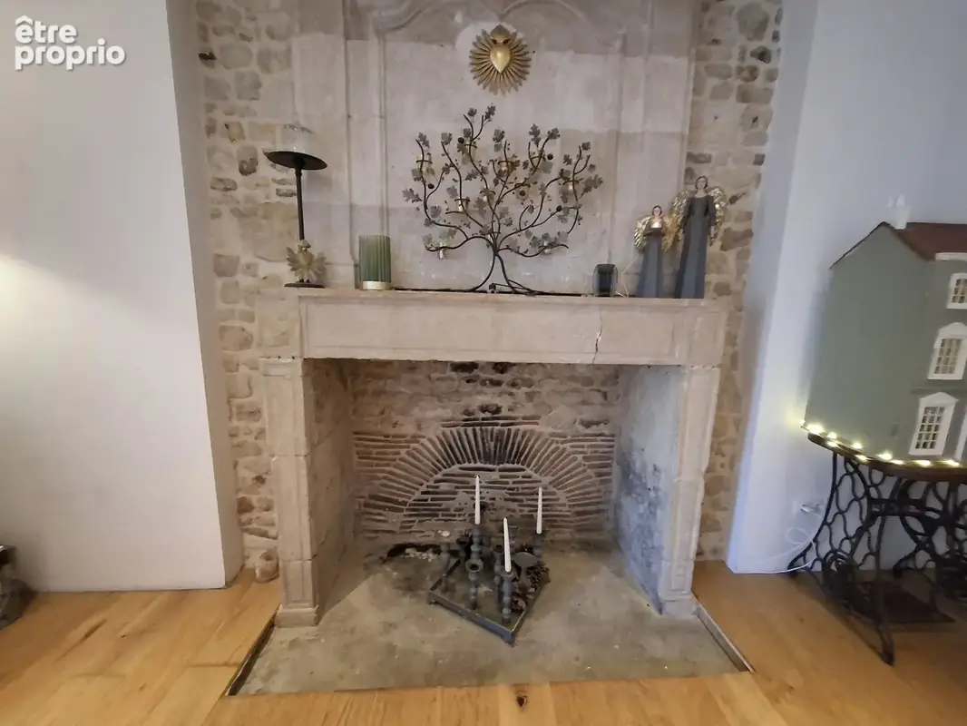Fabuleuse maison de ville avec potentiel commercial proche de toutes les commodités - photo 5