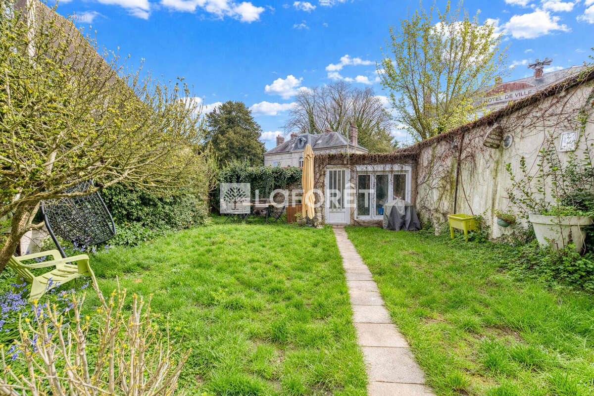 Maison à FAREMOUTIERS