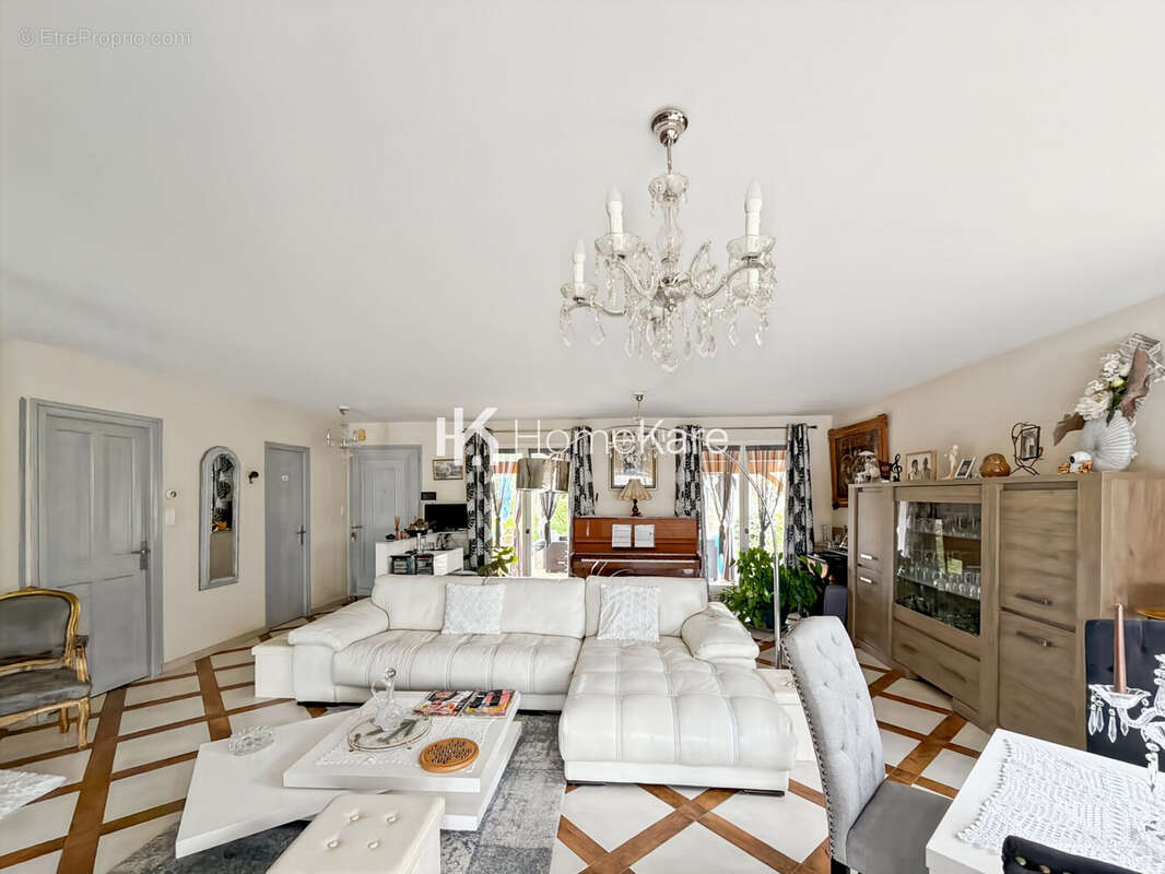 Maison 200 m² à Montauban  - photo 5