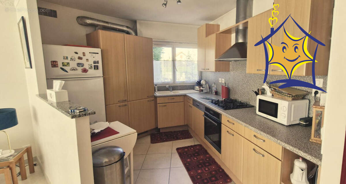 Maison à SAINTE-GENEVIEVE-DES-BOIS