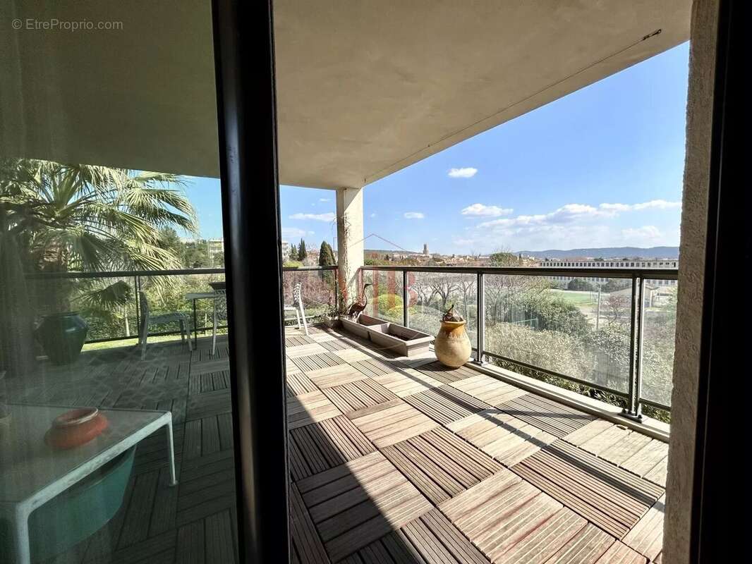 Appartement à AIX-EN-PROVENCE