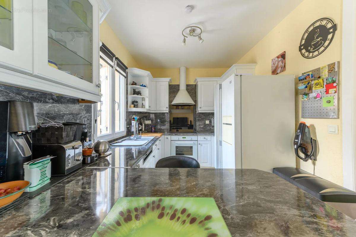 Maison à CLAYE-SOUILLY