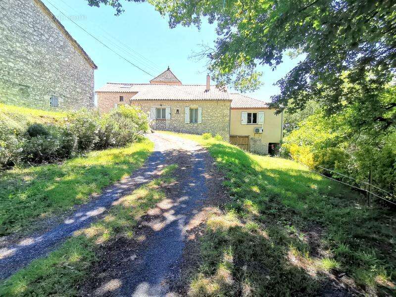 Maison à AURADOU