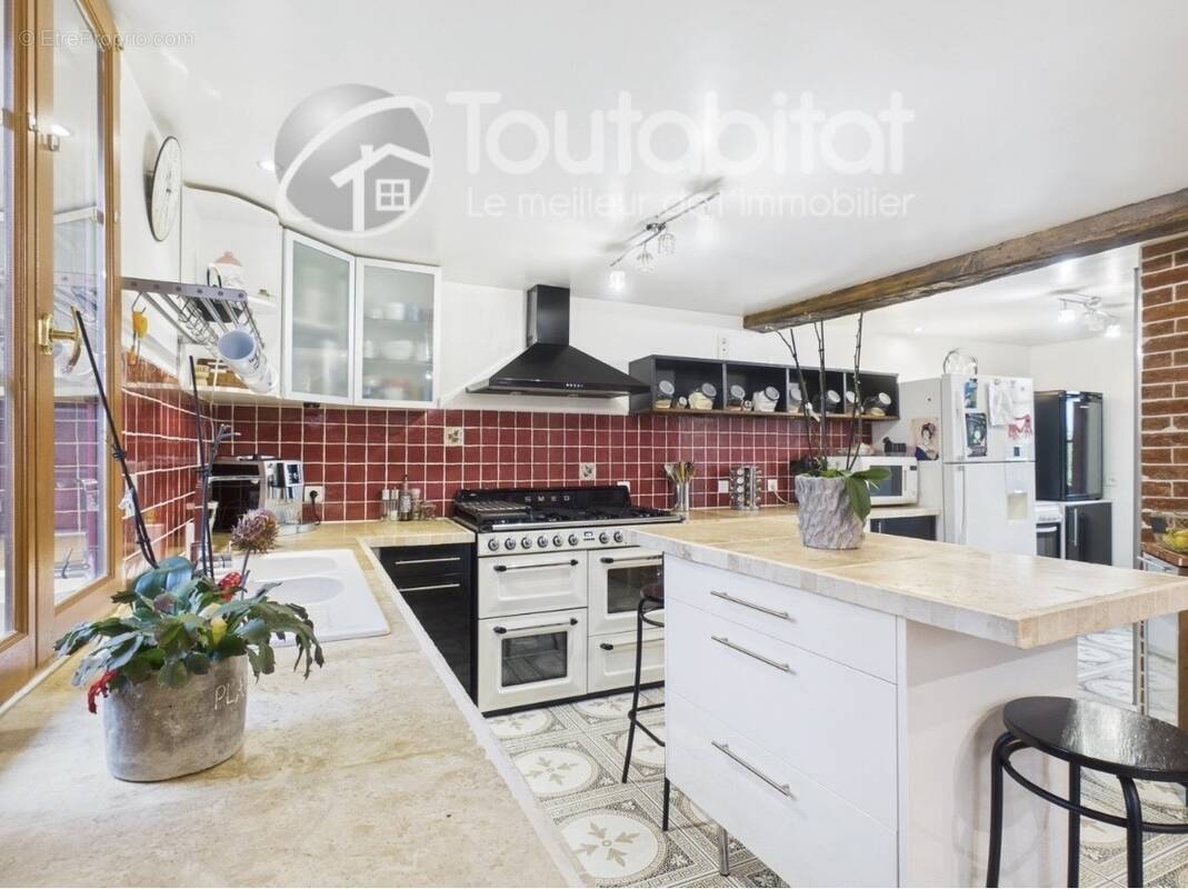 Maison à POIX-TERRON