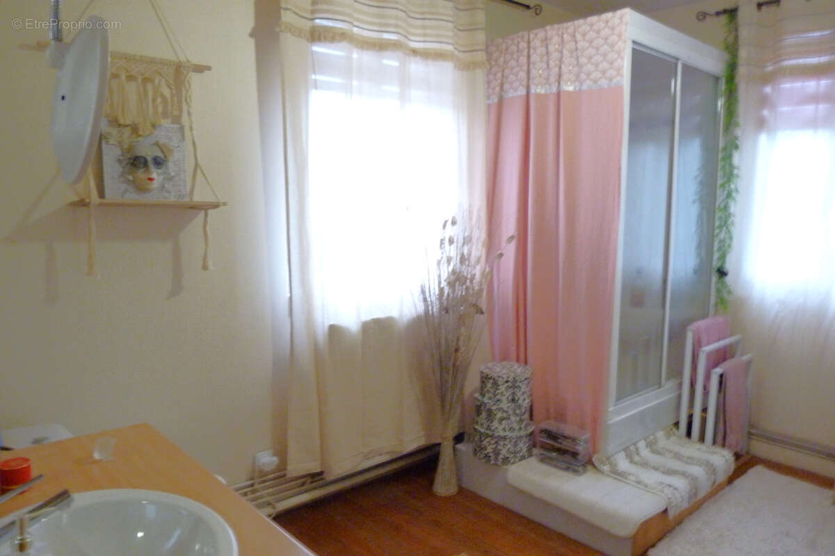 Maison à LA MAILLERAYE-SUR-SEINE