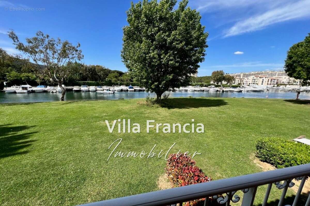 Appartement à MANDELIEU-LA-NAPOULE