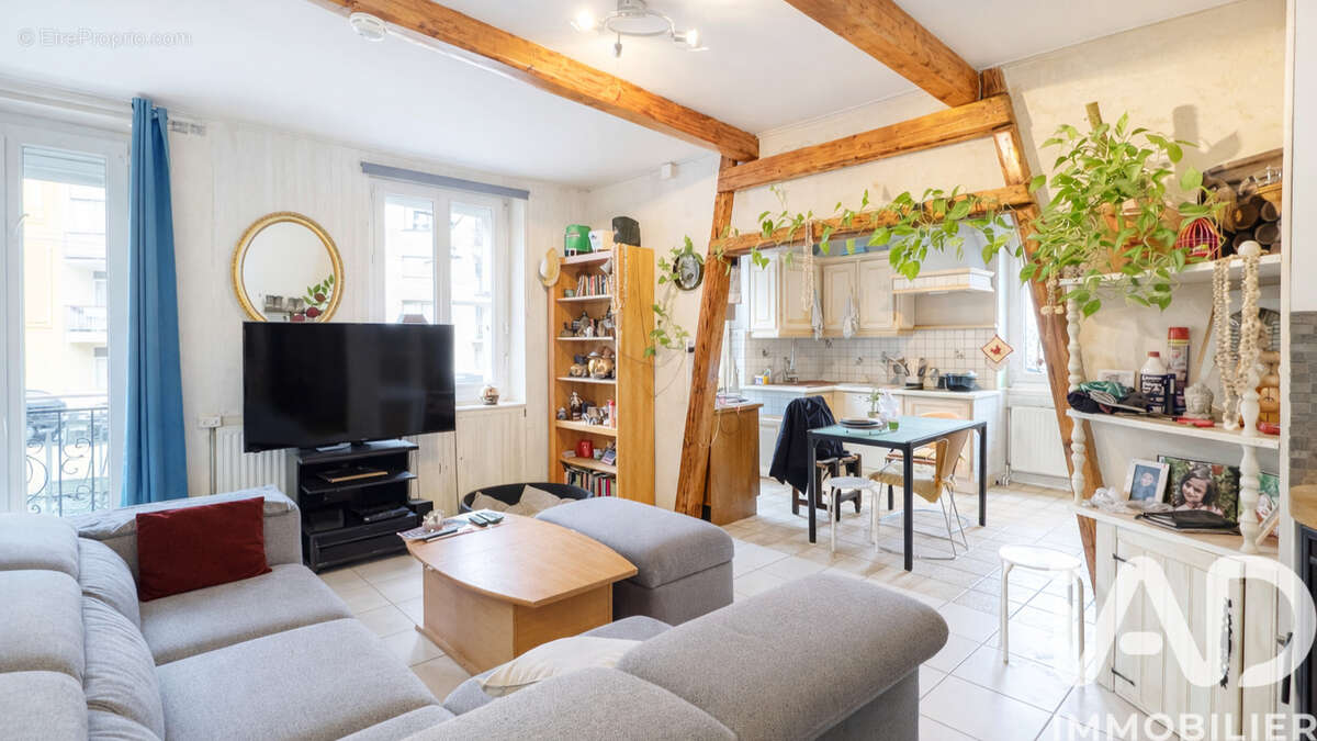 Photo 2 - Maison à SAINT-PIERRE-D'ALBIGNY