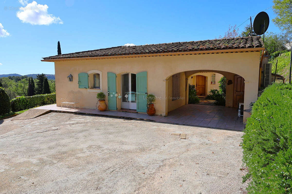 Maison à PEYMEINADE