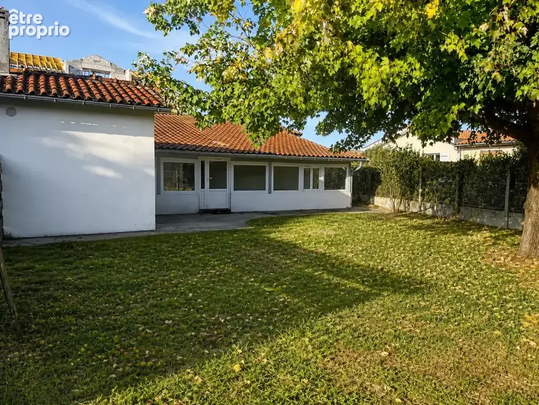 A VENDRE - 2 maisons T3 et T4 pour 181 m² à Carcans - photo 1
