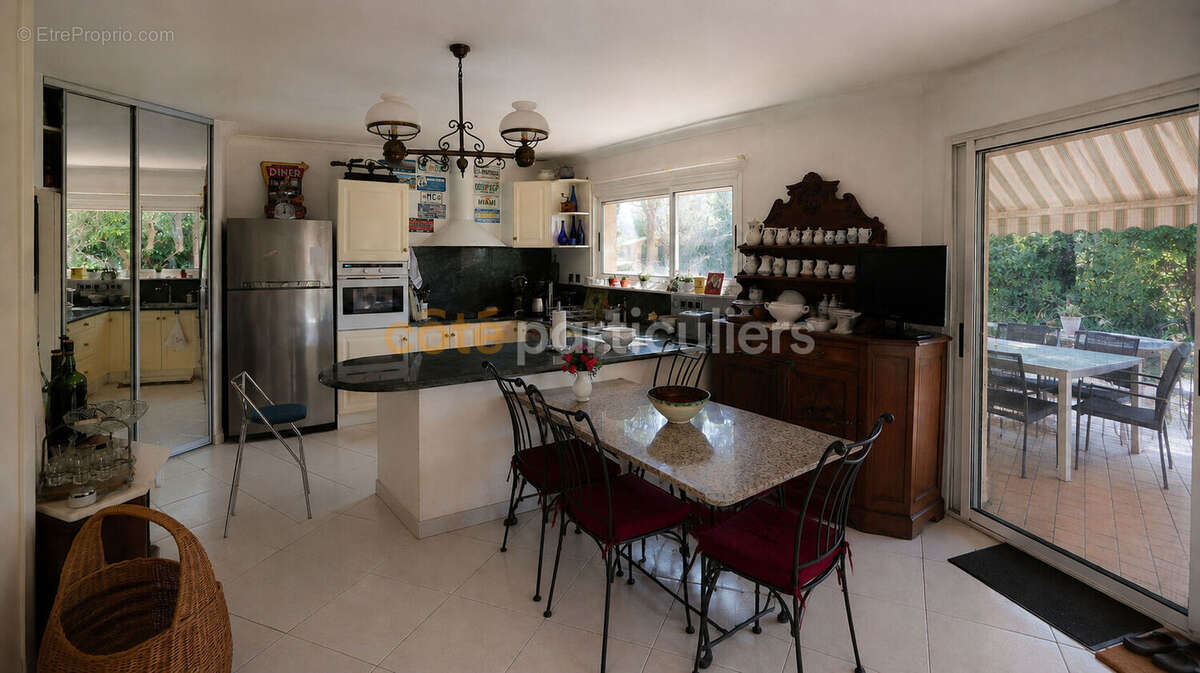 Maison d'architecte  de 250m2 à Ambres - photo 8