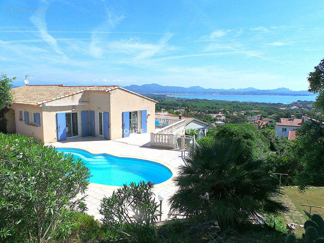Maison à FREJUS