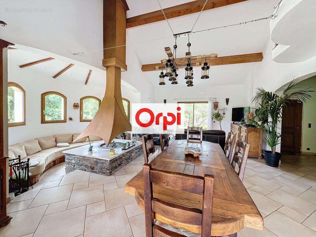 Maison à PORTO-VECCHIO