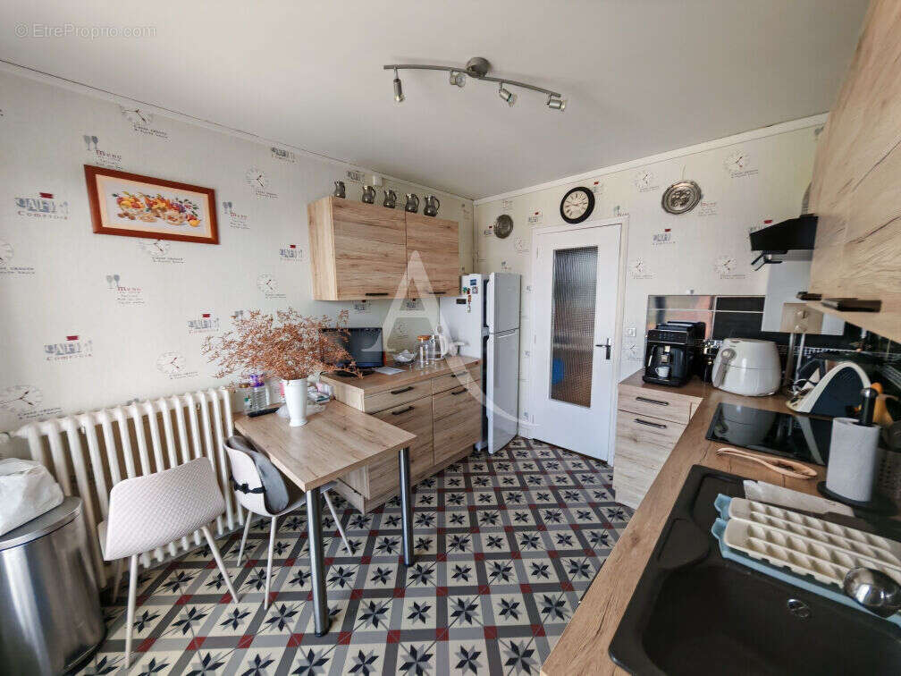 En vente fourchambault: appartement, 2 chambres, ascenceur, cave et parking - photo 5