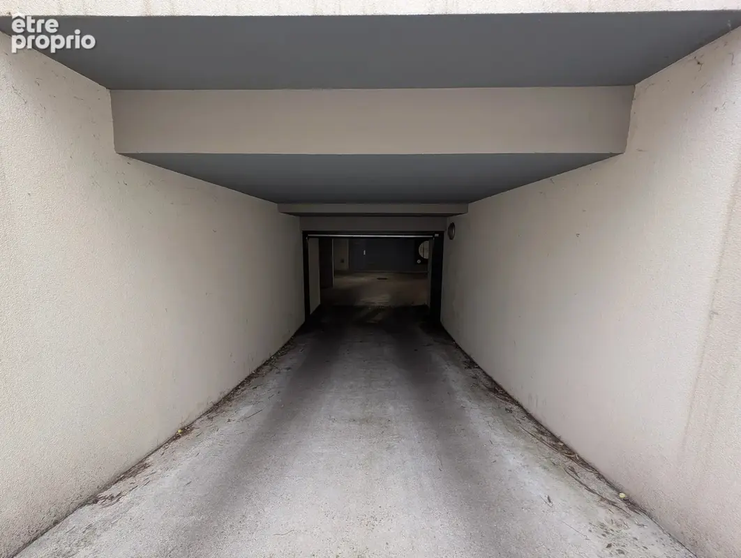 Montpellier Croix d’Argent – Parking boxable en sous-sol – Résidence ESTELA - photo 4