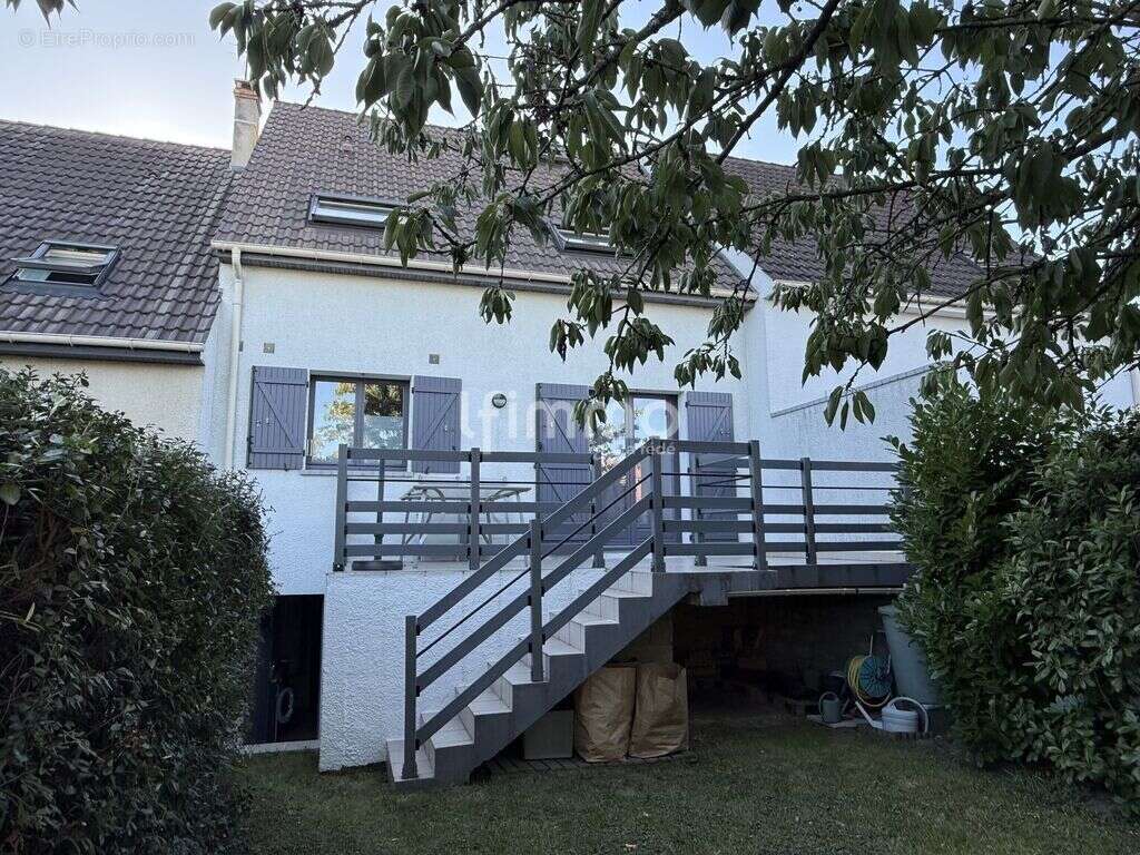 Maison à TREMBLAY-EN-FRANCE