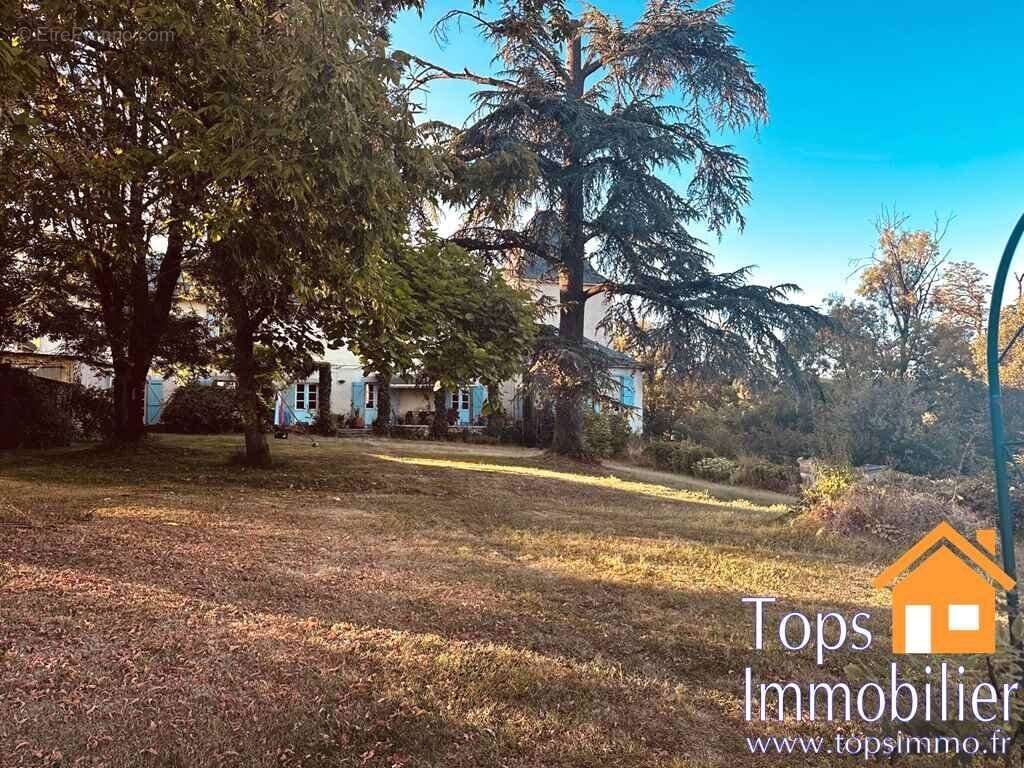 Maison à VAILHOURLES