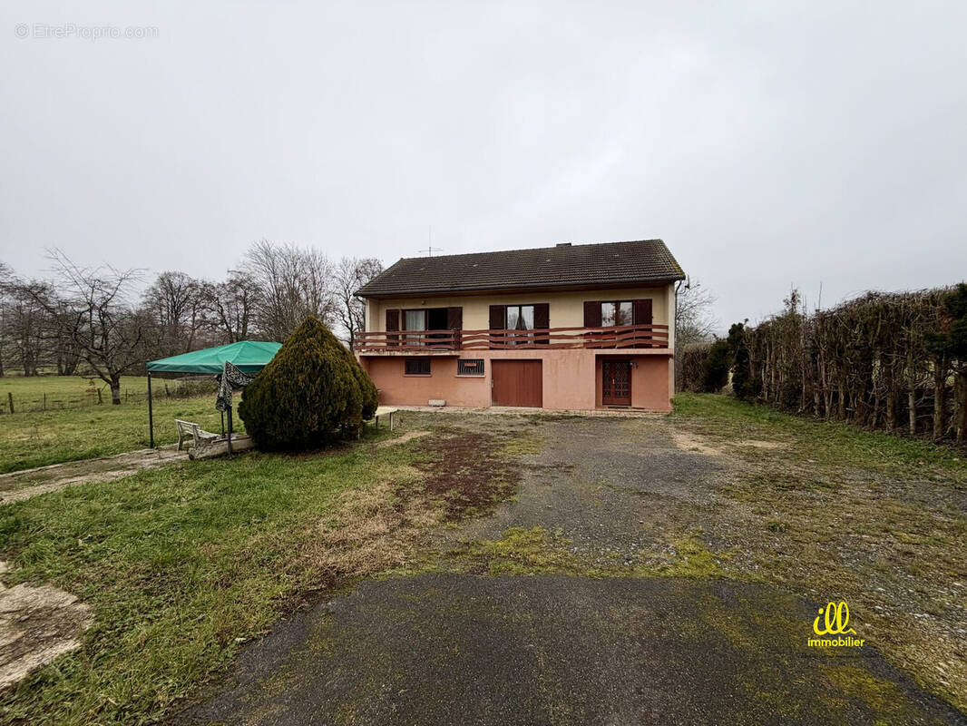 Maison à GUIGNICOURT-SUR-VENCE