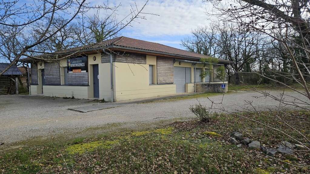 Commerce à LE MONTAT