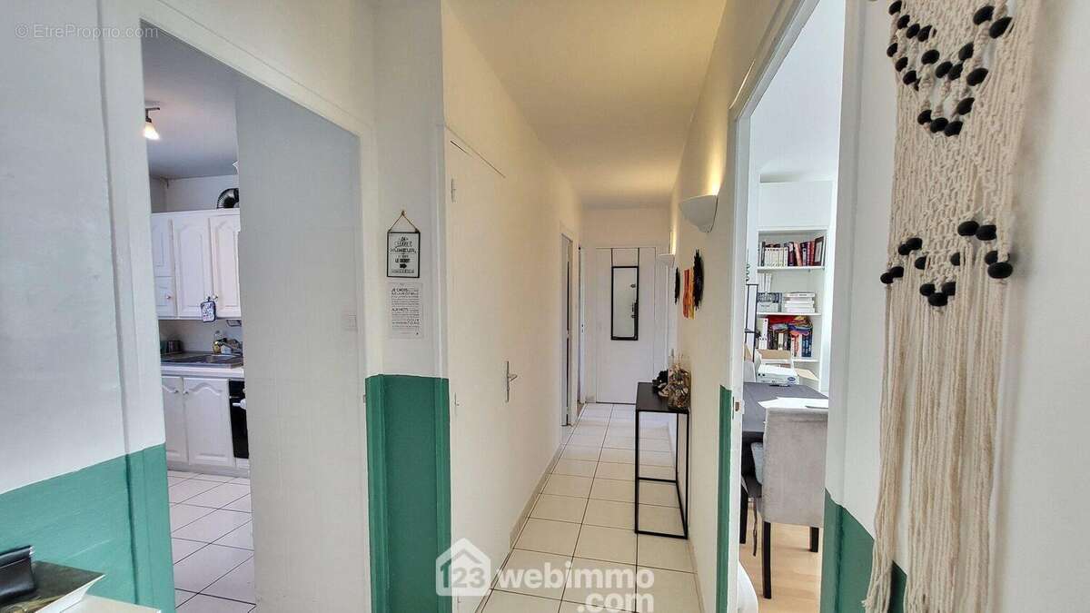 Appartement à FONTAINE