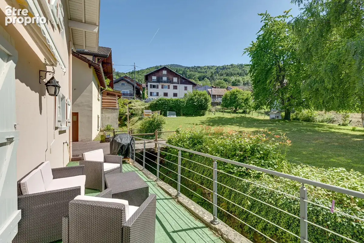 Maison Lugrin 6 pièces 99.75 m² avec jardin dans un secteur très calme. - photo 8