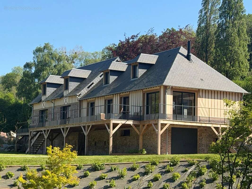 Maison à GONNEVILLE-SUR-MER