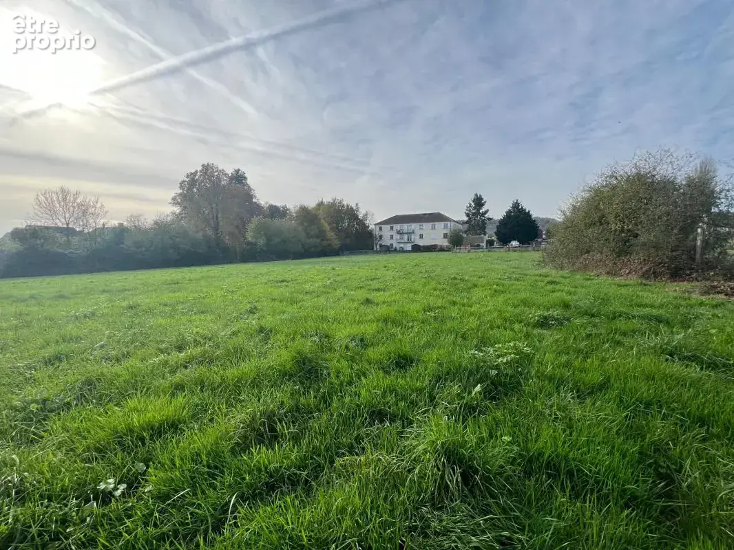 Terrain à BREUIL-LE-VERT